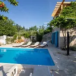Stone House Kula Milica Prázdninový dům