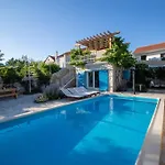 Stone House Kula Milica Prázdninový dům Mala Cista