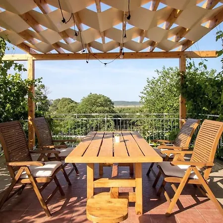 Ferienhaus Stone House Kula Milica