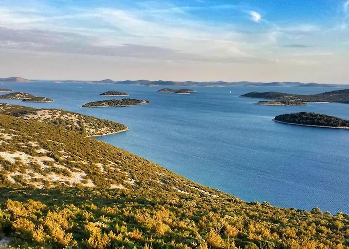 Stone House Kula Milica Mala Cista