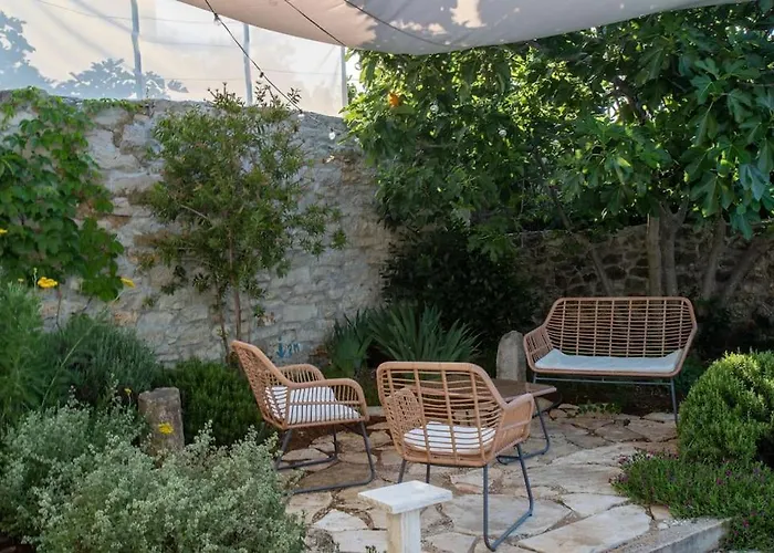 Сasa de vacaciones Stone House Kula Milica Mala Cista