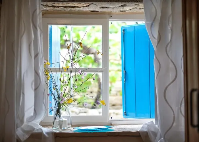 Stone House Kula Milica