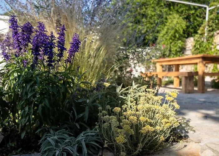 Stone House Kula Milica